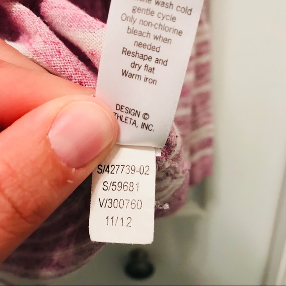 Athleta hooded sweatshirt pullover - Picture 4 of 4